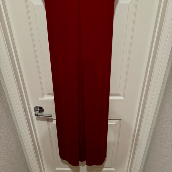 Brand new! CARILYN VAILE Deep Red Holiday Evening Dress by Stretch Sexy Size S - Picture 15 of 16